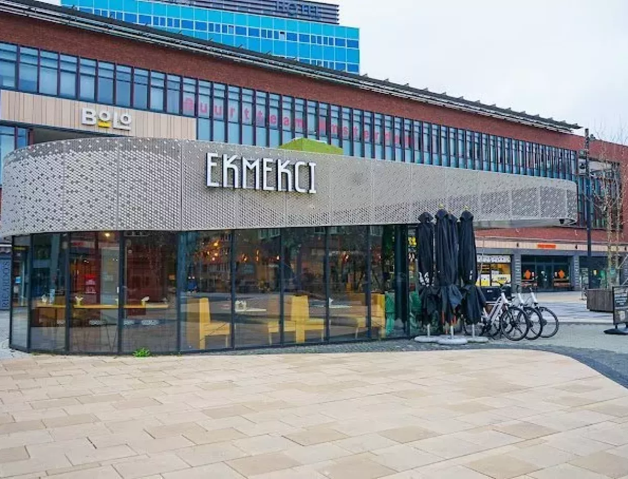 Ekmekci Bos en Lommer